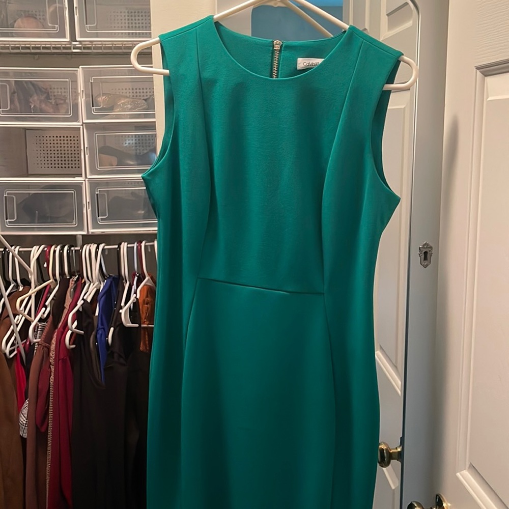 Calvin Klein - Size 8 Emerald Dress - never worn